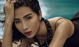 Huỳnh Nu đẹp hút hồn bên bể bơi