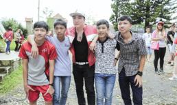 Lâm Chấn Khang: 'Ông vua miền tây' thân thiện sở hữu lượng fans trung thành khủng