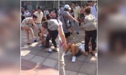 Bị đánh bất tỉnh vì chen ngang đợi tàu không xếp hàng