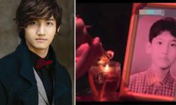 Fans bức xúc vì ảnh mỹ nam Hàn bị cho lên bàn thờ trong phim Việt