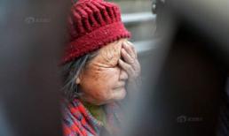 Rơi lệ với câu chuyện cảm động người mẹ già chỉ có 1 bên mắt