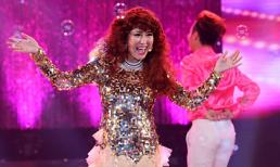 Bà bầu Phi Thanh Vân bất ngờ khoe giọng hát, vũ đạo tưng bừng