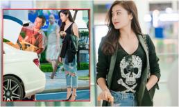 Huyền My ăn diện khỏe khoắn được bố tháp tùng ra sân bay 