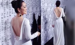 U50 Củng Lợi khoe lưng trần quyến rũ như gái đôi mươi