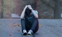 Tin nhắn điện thoại hé lộ thủ đoạn vợ lừa tôi trong đêm tân hôn