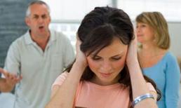 Cuộc sống như địa ngục khi bố mẹ chồng khó tính