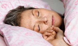 Ngủ 8 tiếng mỗi đêm, đủ hay thừa?