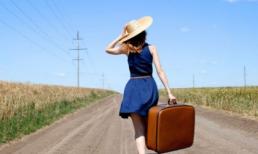 Vợ vô sinh bỏ đi, nhờ bạn thân sinh con cho chồng