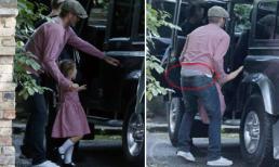 David Beckham lộ quần lót khi cúi người bế bé Harper lên xe