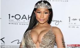Nữ rapper gợi cảm Nicki Minaj khoe vòng một 'nhức mắt'