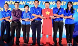 Hùng Cửu Long cùng chia sẻ 'Khát vọng Việt Nam' với giới trẻ