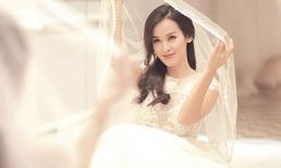 Cận cảnh váy cưới đẹp lung linh của cô dâu Tú Vi