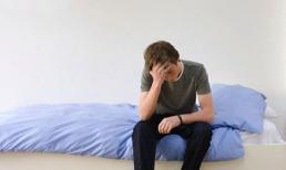 Phát hiện bí mật của vợ nhờ tờ giấy giấu kín trong túi xách 