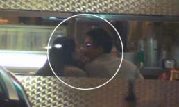 Lộ ảnh Cường Đô la hôn Hạ Vi ở chốn đông người