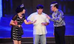 Gia Bảo bị người phụ nữ lạ mặt cưỡng hôn