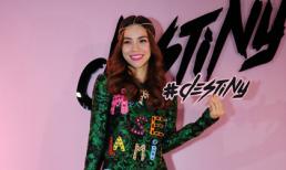 Hồ Ngọc Hà đẹp rạng ngời trong buổi ra mắt MV ca nhạc mới