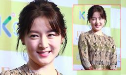 Lee Young Ae đẹp quý phái ở tuổi 44