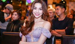 Hà Hồ rạng rỡ dự sự kiện sau khi bị vợ đại gia 'đá xoáy'