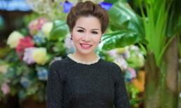 Hoa hậu Bùi Thị Hà đẹp cổ điển, thanh lịch với hình ảnh quý cô Chanel