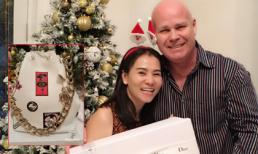 Thu Minh bị chê là khoe của khi chụp ảnh quà Noel chồng tặng