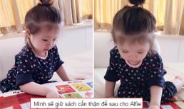 Cadie Mộc Trà giữ sách cẩn thận để cho em trai Alfie