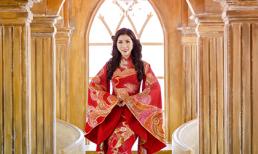 Hoa hậu Điện ảnh Thanh Mai đẹp rạng rỡ như Nữ hoàng bên cạnh NTK Ngọc Long