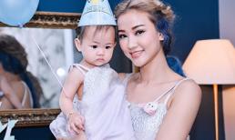  Ông xã Maya vắng mặt trong ngày sinh nhật con gái