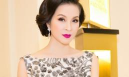 MC Thanh Mai mê hoặc, hút hồn trong bộ đầm ôm bó sát