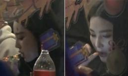 Trương Hinh Dư chôm cảnh 'phàm ăn' trong nhà hàng