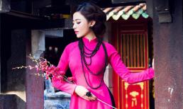 Lan Anh diện áo dài đón xuân Bính Thân