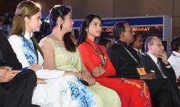 Trương Thị May nền nã dự sự kiện ở Ấn Độ