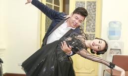 Quang Lê khiêu vũ tình tứ cùng em họ Phan Hiển