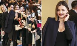 Miranda Kerr khiến fans 'phát ghen' khi trễ nải khoe vòng một