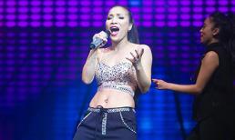 Hồng Ngọc khoe eo ‘con kiến’ phẳng lì sau 4 tháng sinh con