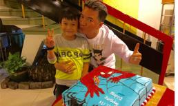 Đàm Vĩnh Hưng tổ chức sinh nhật cho con trai nuôi