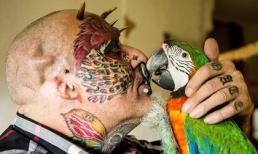 Người đàn ông phẫu thuật thẩm mỹ để giống chú vẹt