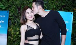 Hương Tràm bối rối khi được 'bạn trai' cao 1m86 hôn