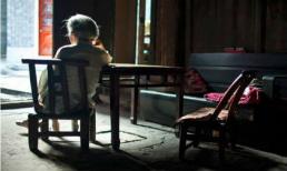 Mẹ già cô đơn tự vẫn: Bài học rất nhiều người đang mắc tương tự 