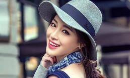 'Tình cũ' Minh Tiệp khoe dáng sang chảnh trên phố