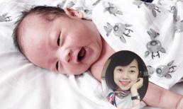 Ly Kute lần đầu khoe mặt con trai 