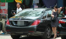 Vợ chồng Tuấn Hưng xuất hiện với xế hộp 4 tỷ vừa 'tậu' giữa Sài Gòn