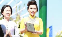 Đại lễ Phật Đản P1 2016 tán thán công đức của Hoa hậu Kristine Thảo Lâm