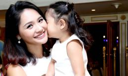 Hoa hậu Hương Giang mang bầu lần 2