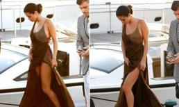 Loạt ảnh lỗi thời trang hớ hênh khiến Selena Gomez 'muối mặt' 