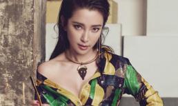 Lý Băng Băng trễ áo khoe vòng 1 căng đầy