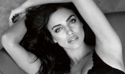 Bồ cũ Ronaldo khoe thân hình tuyệt đẹp với nội y