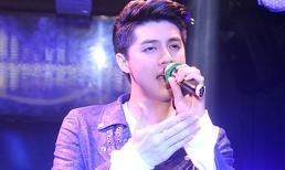 Noo Phước Thịnh diễn cực sung mặc khán giả gào thét