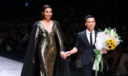 Thanh Hằng lần đầu trình diễn thời trang trong Dinh Độc Lập