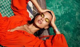 Siêu mẫu Raica Oliveira khoe dáng nóng bỏng trên bãi biển