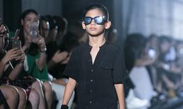 Hai quý tử nhà Hoa hậu Hà Kiều Anh 'đại náo' sàn catwalk